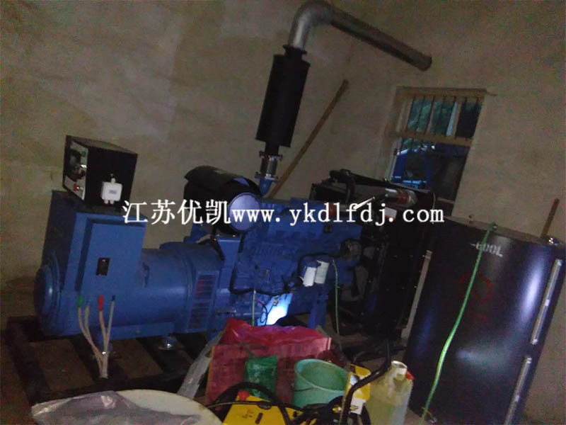 2020年5月9日，200KW玉柴發(fā)電機(jī)組交付玉林北流某工廠使用