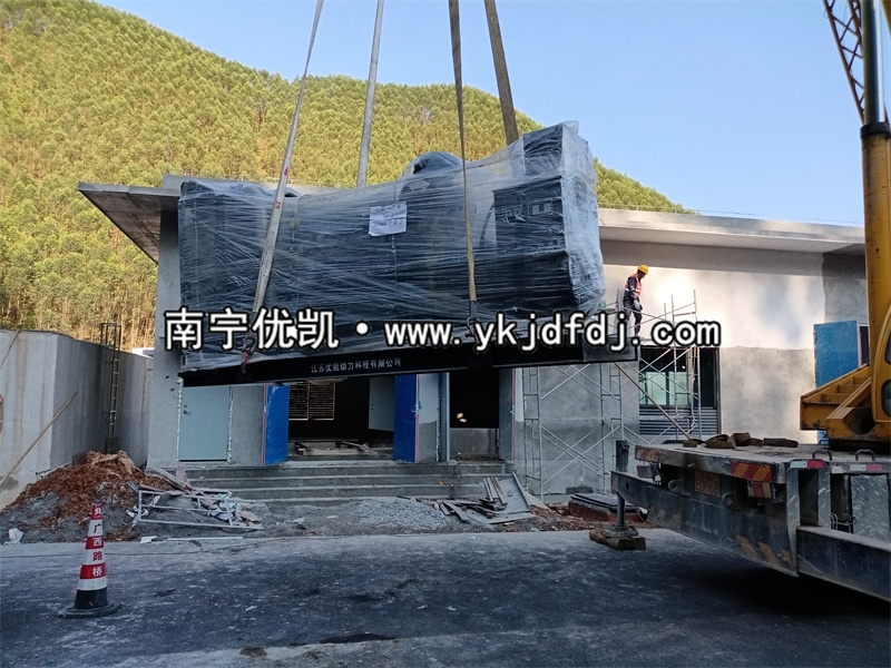 2022年12月15日，120kw-500kw上柴發(fā)電機(jī)組某高速公路安裝現(xiàn)場